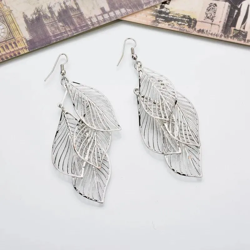 2024  Blue And White Metal Leaf Earrings Women's