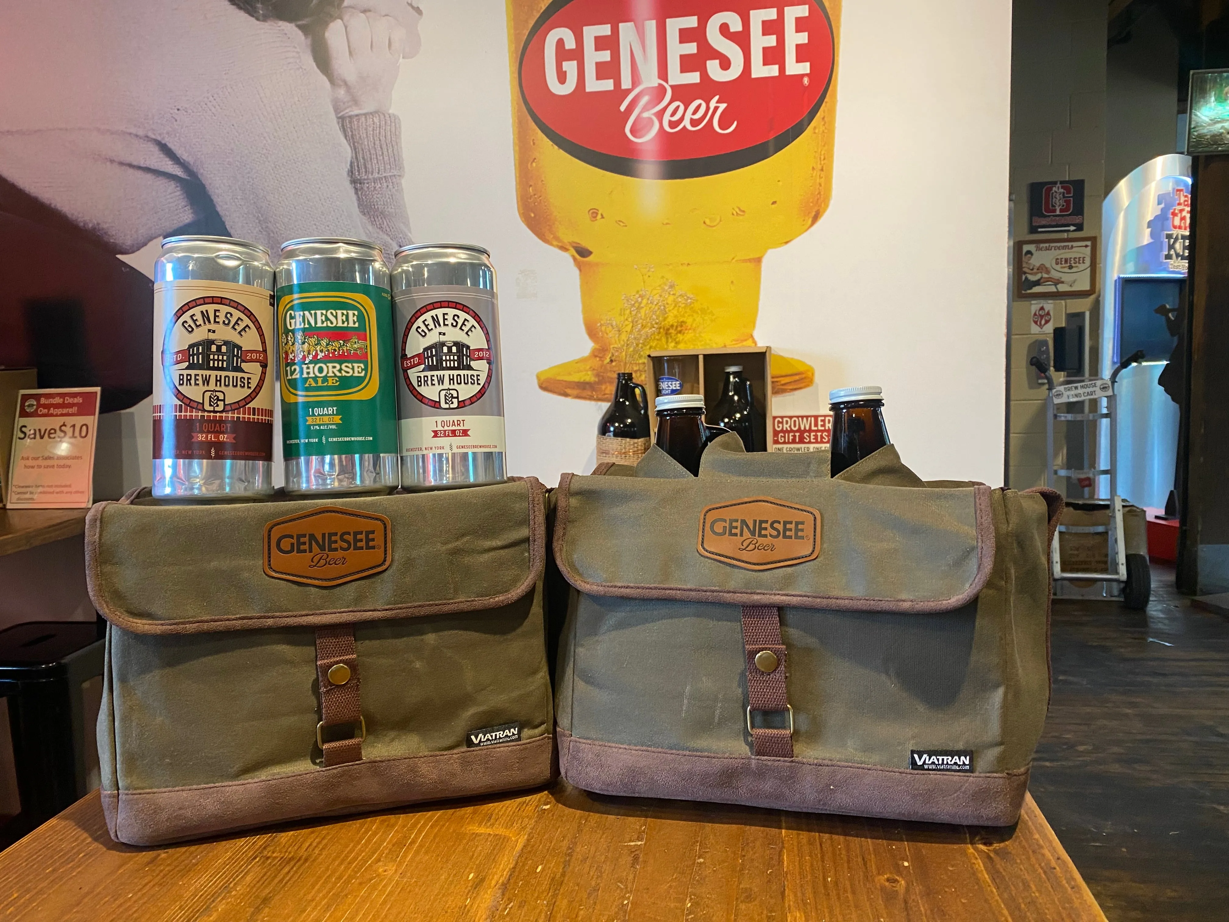 Genesee Leather patch Growler bag